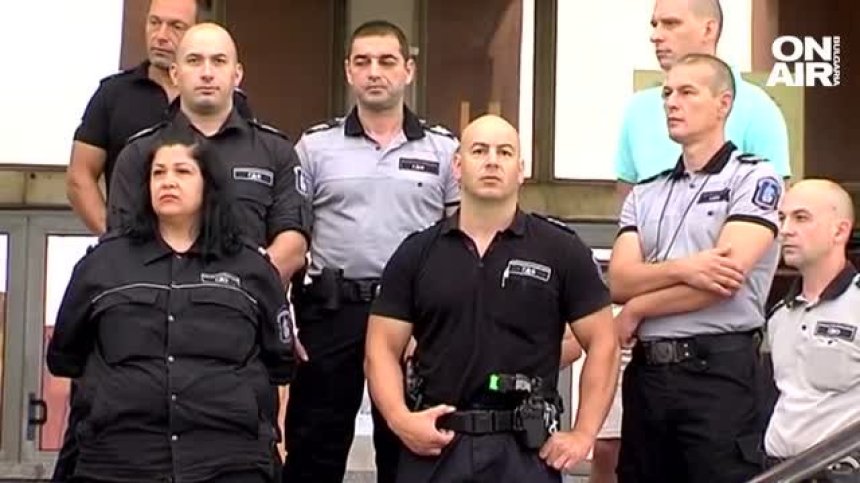 Надзиратели протестираха в Бургас, чувстват се излъгани от властта
