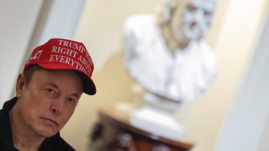 Бащата на Илън Мъск постави диагноза на бившата жена на милиардера