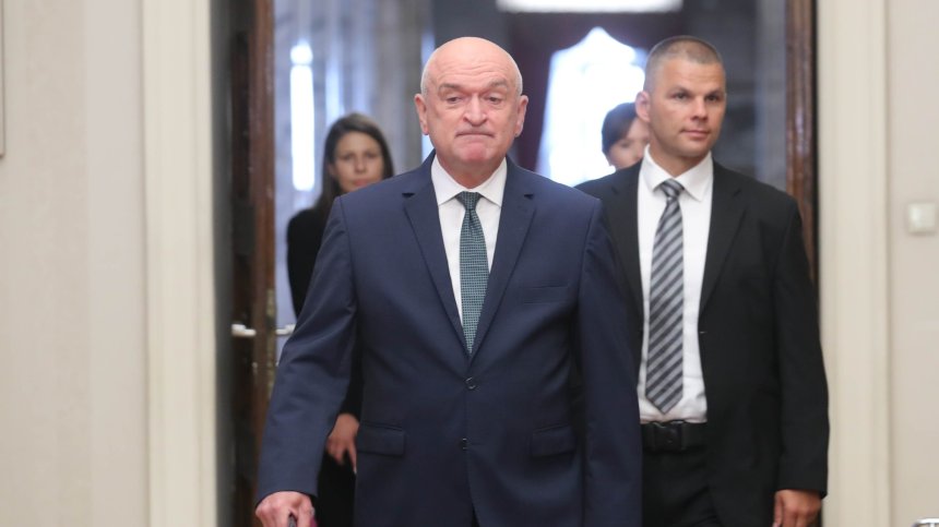 Димитър Главчев за смяната на Калин Стоянов: Нямаше много подходящи желаещи