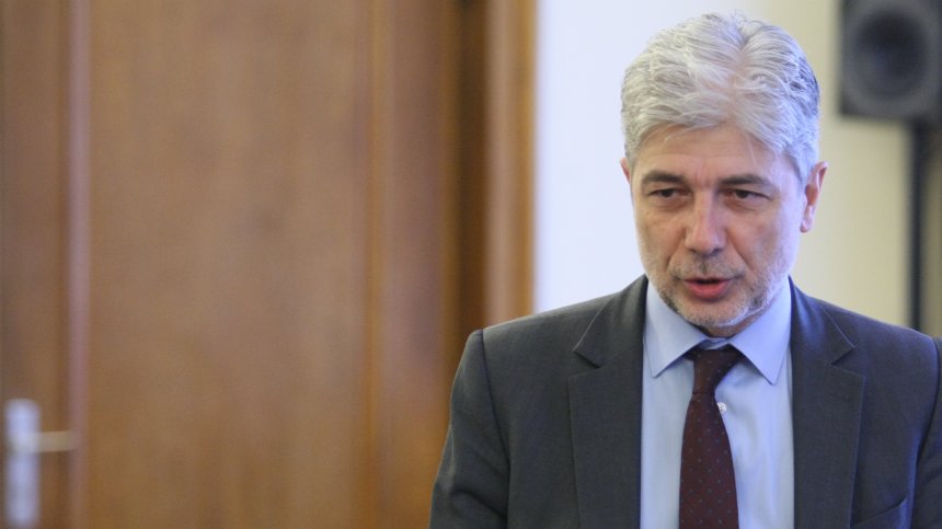 Съдът гледа мярката на бившия екоминистър Нено Димов