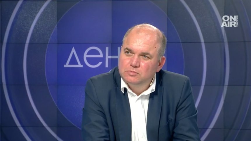 Панев: Никой не е щастлив от този кабинет, но няма друг вариант - служебният е дискредитиран