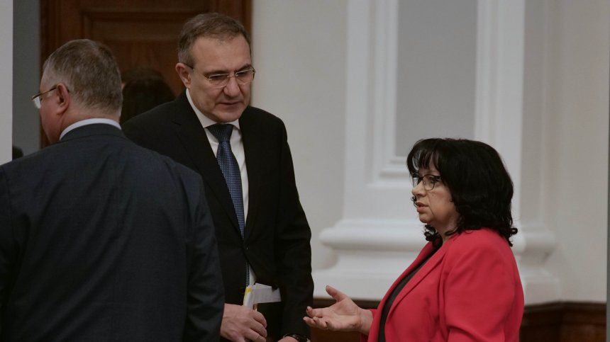 Ще отпаднат ли почивните понеделници след празници?