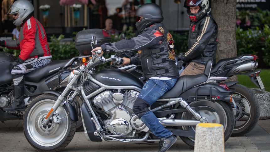 Фондация "Искам бебе" с мотошествие в подкрепа на донорството на яйцеклетки