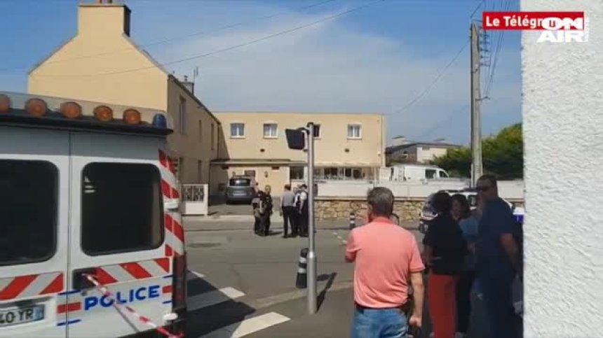 Самоубил се е мъжът, стрелял пред джамия във Франция