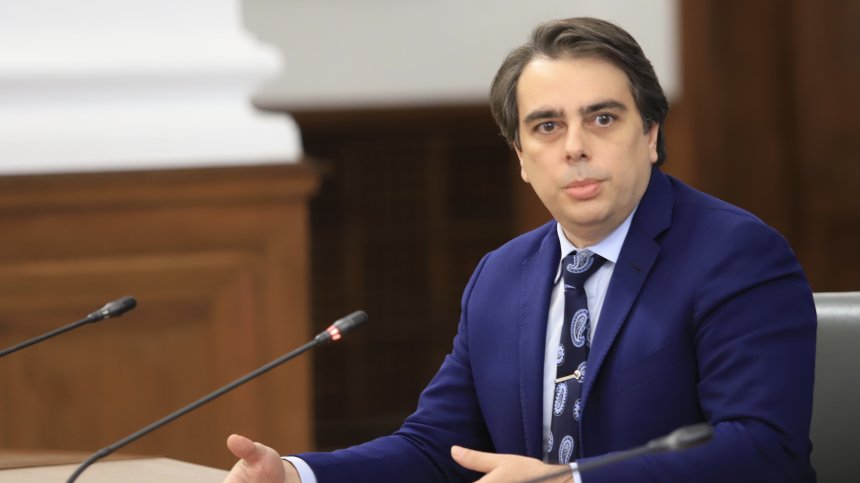 Асен Василев: "Черният списък", допълващ този на САЩ, е на база свързани лица