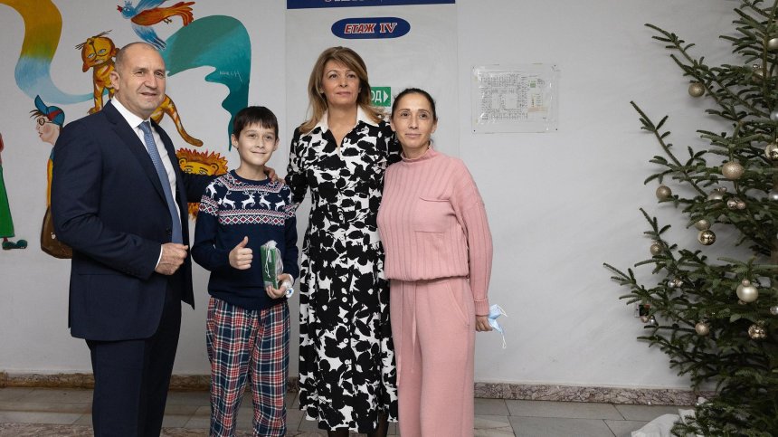 Румен Радев ще присъства на благотворителния спектакъл "Българската Коледа"
