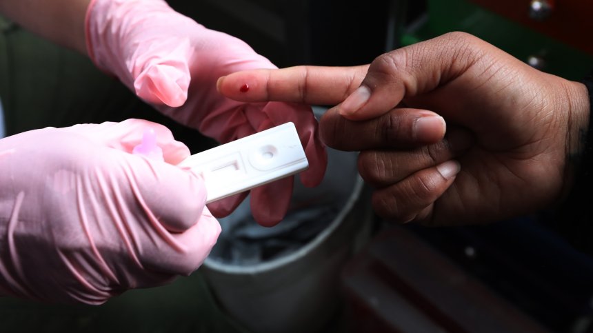 Четвърти пациент се излекува напълно от HIV