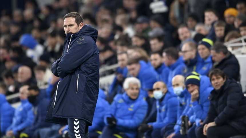 "Палас" прегази "Евертън" и се класира за 1/2-финалите на ФА Къп