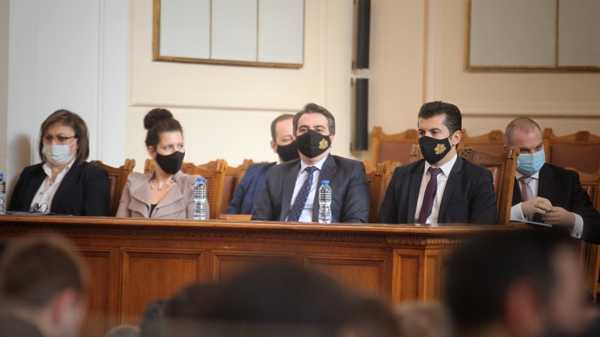 Държавата реши за тока, ГЕРБ в атака: Обещахте светло бъдеще, а то е тъмно, студено и скъпо