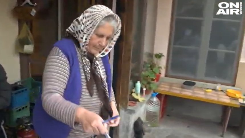 Нов вид услуга? Не си в списъка, но гласуваш в подвижна секция за хора с увреждания