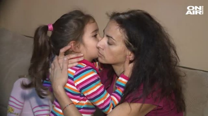 Зов за помощ: Майка с 5 деца има нужда от операция в Германия