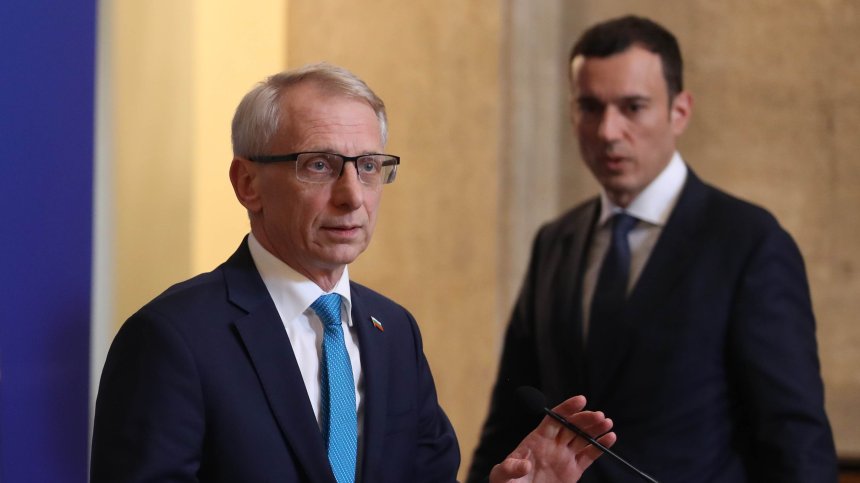 Денков към Терзиев: Не затваряйте възможности, да не стане като при нас в НС