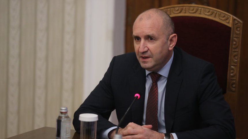 Президентът Радев с извънредно обръщение към българския народ