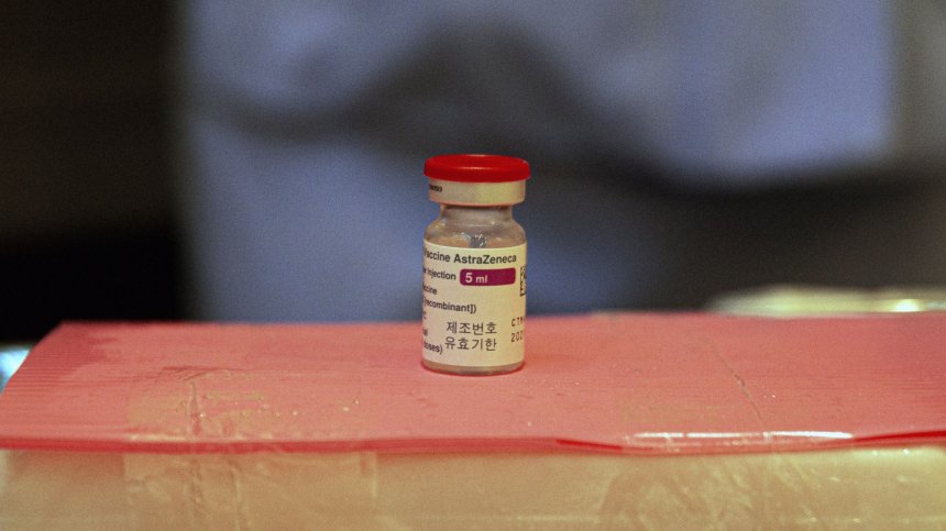 "За момента": СЗО продължава да препоръчва ваксиниране с AstraZeneca