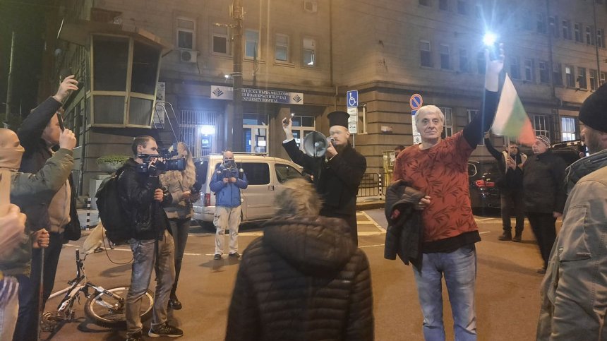 120 дни протести: Студенти от СУ и УНСС искат оставки