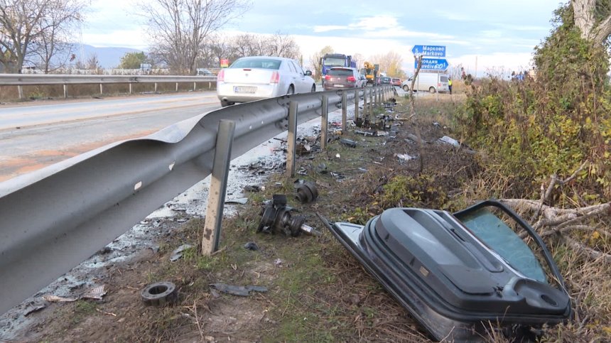 В кома е детето от катастрофата в Пловдив, в която загина цялото му семейство