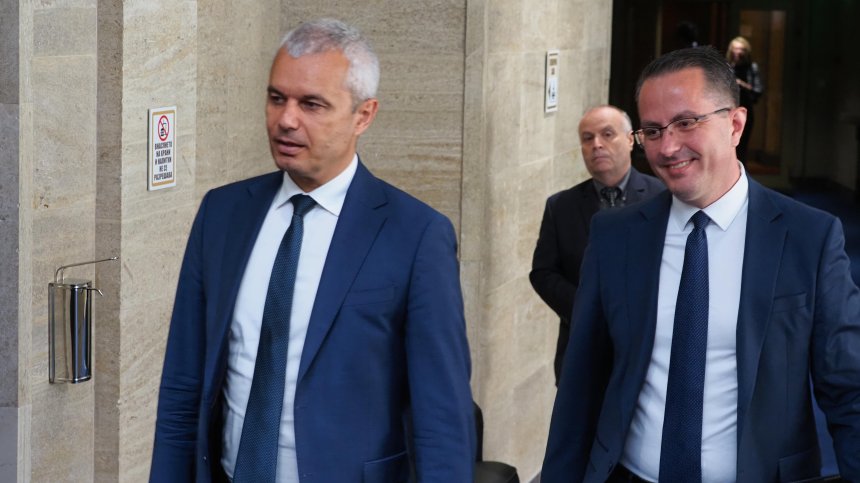 Лют скандал в НС между ДПС-"Ново начало" и "Възраждане" заради Еврозоната