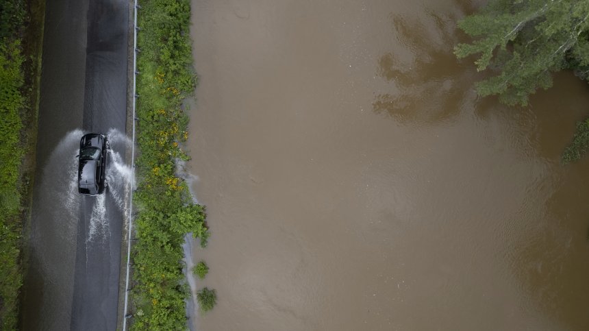 Мощна буря в САЩ уби най-малко двама души