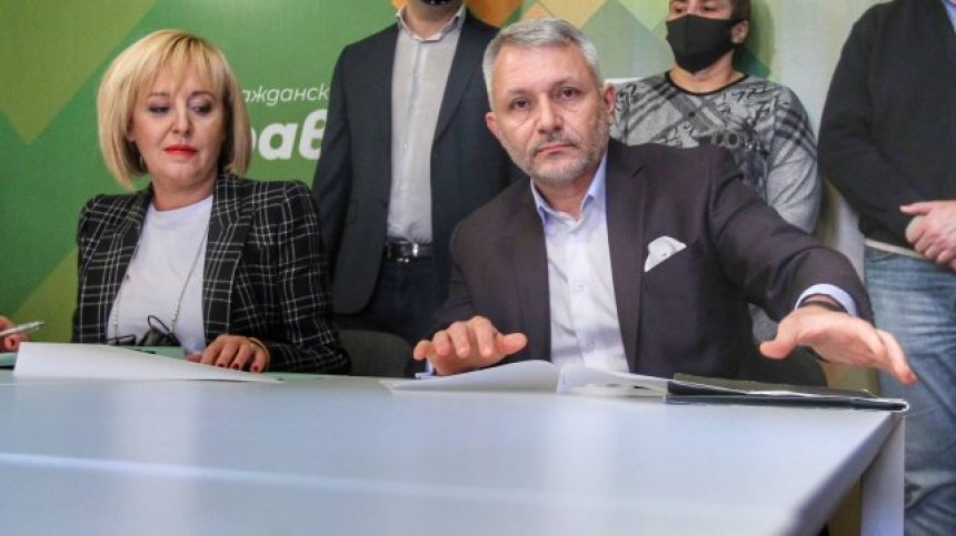 От "Изправи се! Мутри вън!" не желаят министерски кресла, постове и позиции