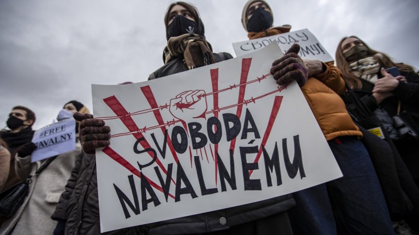 Претърсиха апартаменти на семейство Навални, арестуваха брата на Алексей