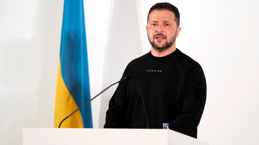 Зеленски към украинската армия: Благодарни сме за всяка минута от живота ви