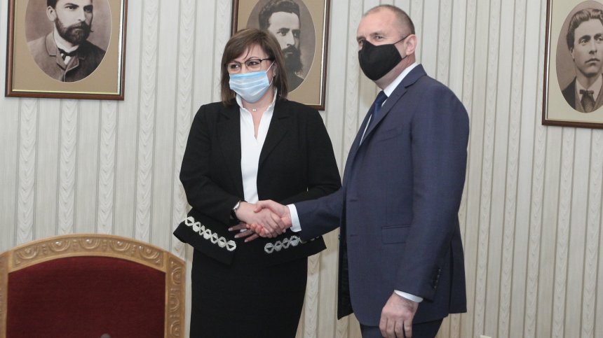 Президентът Радев прие БСП на консултации за съставяне на кабинет 