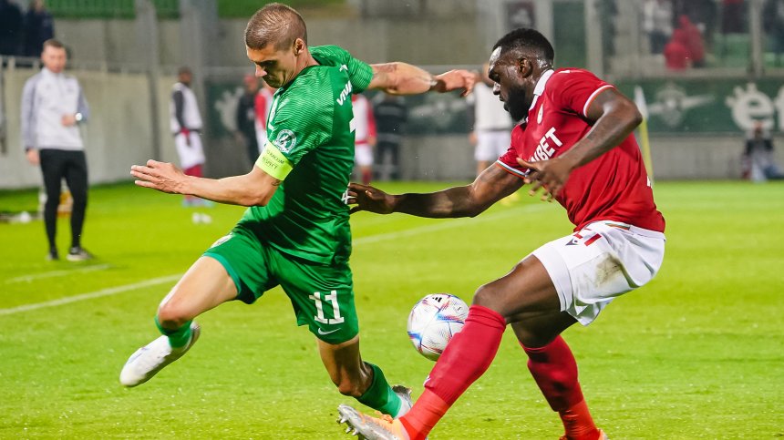 Обявиха номинациите за "Футболист на футболистите", Десподов ще спори с Назон