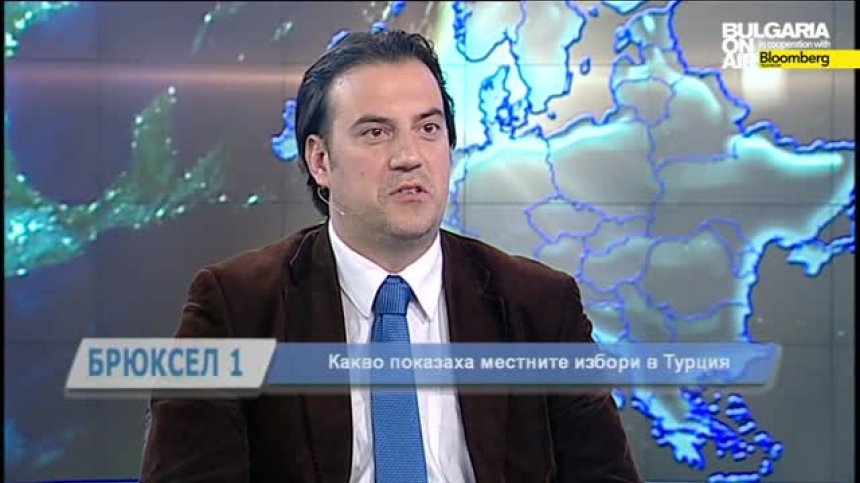 Пътят на Ердоган към президентските избори е отворен, коментира Димитър Бечев