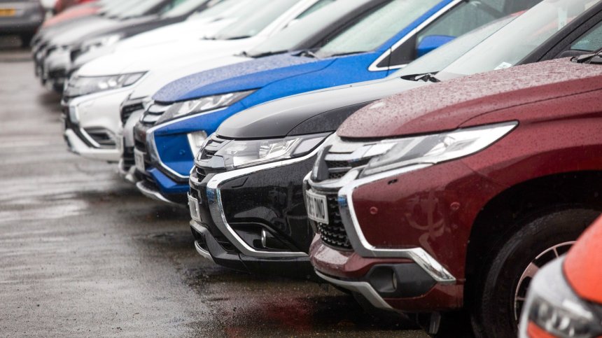 Колите втора употреба в САЩ струват повече от чисто новите