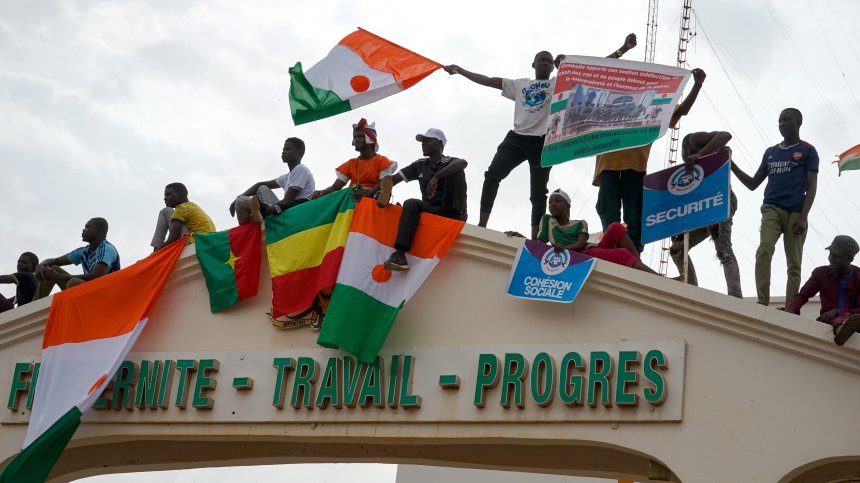 Нигер беше изключен от всички дейности на Африканския съюз