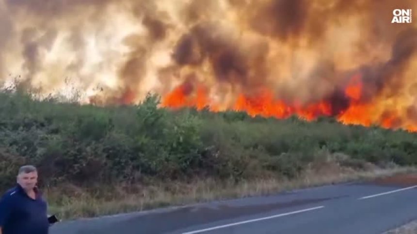 Пожар в Румъния нанесе огромни щети и наложи евакуация