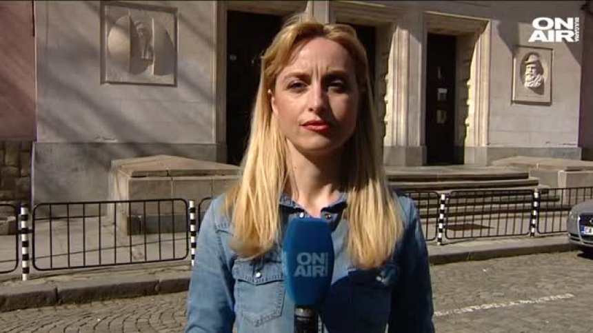 Трябва ли да се намали материалът за матурите след 7 и 12 клас?