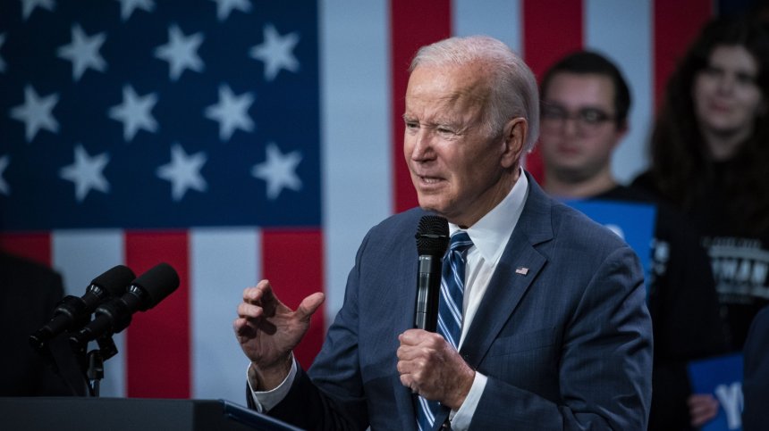 Байдън: Напът сме да изпълним ангажимента си за намаляване на емисиите с 50-52%