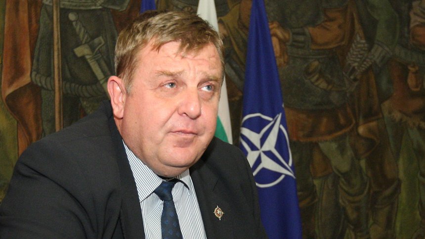 Български пилоти могат да се обучават в още 10 страни от НАТО