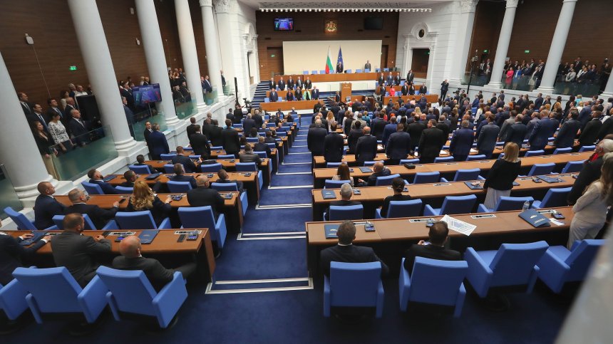 Какво се случва в българската политика &ndash; реформа, реванш или режисура?