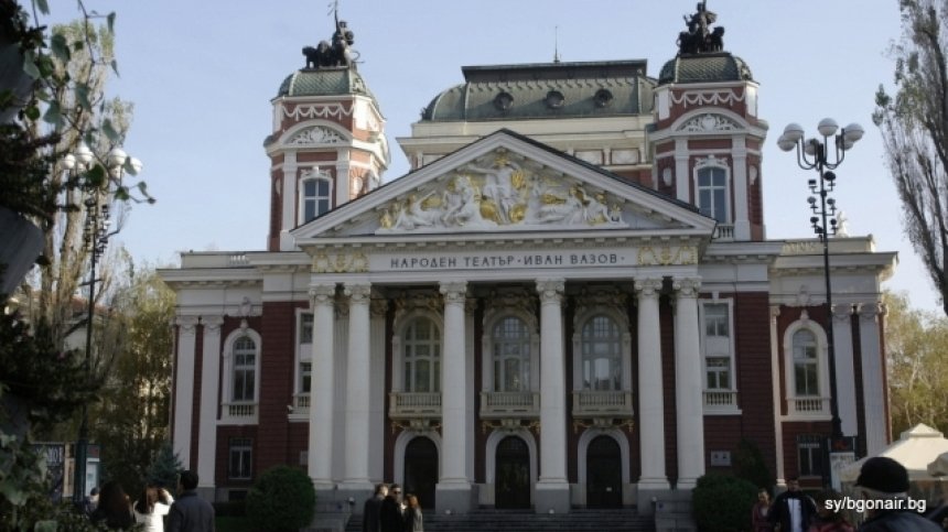 Културните дейци на протест, настояват за диалог с институциите