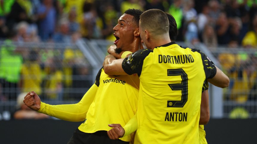 "Борусия" (Дортмунд) надви "Хайденхайм" и оглави класирането