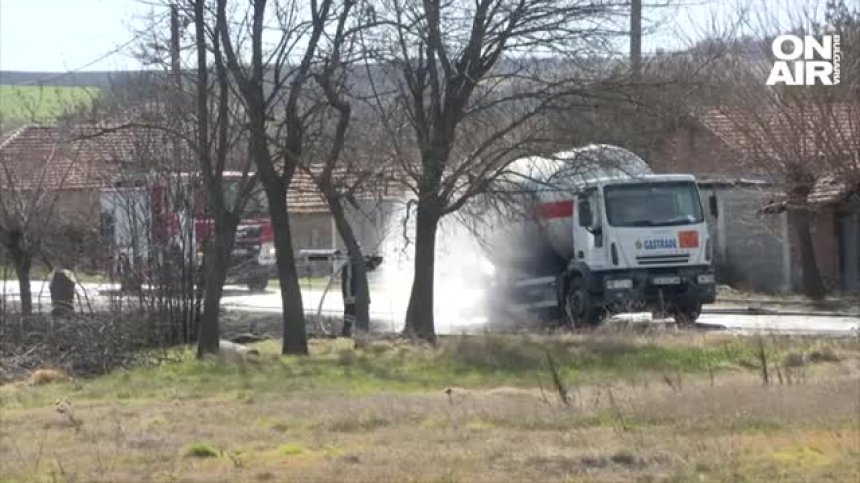 Техническа неизправност е вероятната причина за запалването на цистерната в Димитровградско