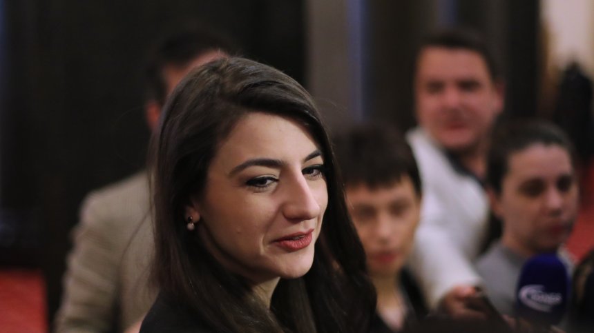 Прокуратурата за имунитета на Лена Бориславова: Не се съобразяваме с ретроградния Меркурий