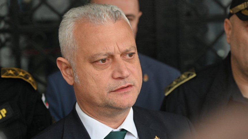 Емил Дечев: Сигналите за изборни нарушения са скочили многократно спрямо 2024 г.