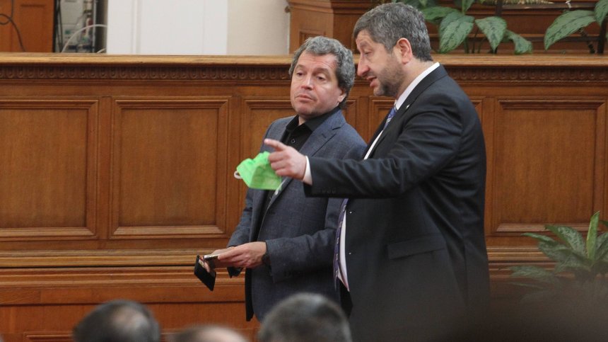 Еврото внесе напрежение в коалицията: ИТН и ДБ искат анализ на рисковете