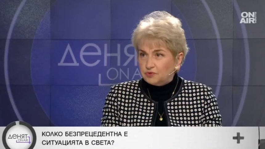 Плугчиева: Кризи, войни, а България е с некомпетентно правителство