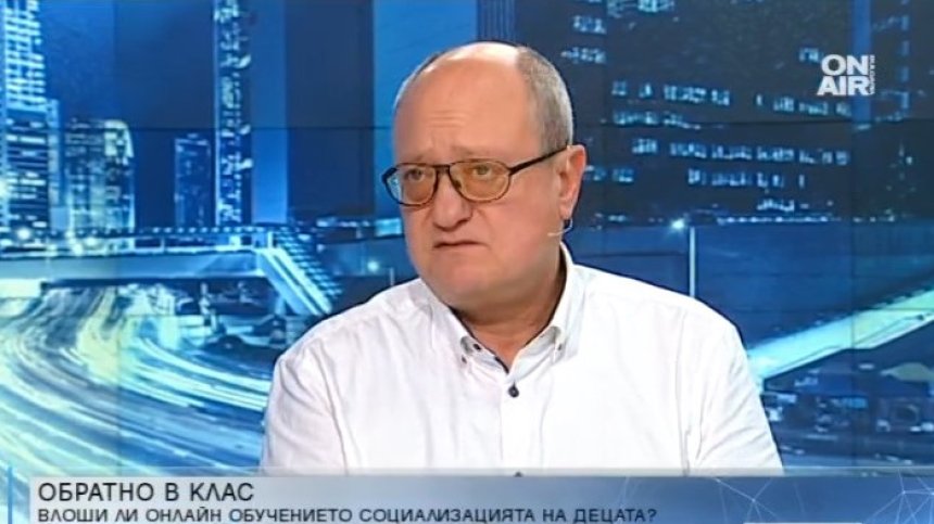 Проф. Танев: Образованието ни дава обща култура, нужни са спешни реформи