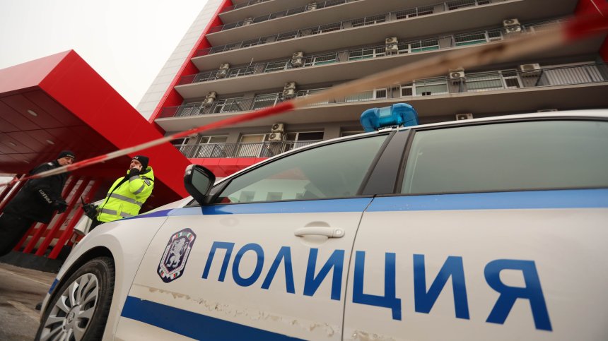 Хинков иска оставки заради Даная - твърди, че Денков и Габриел му оказали натиск