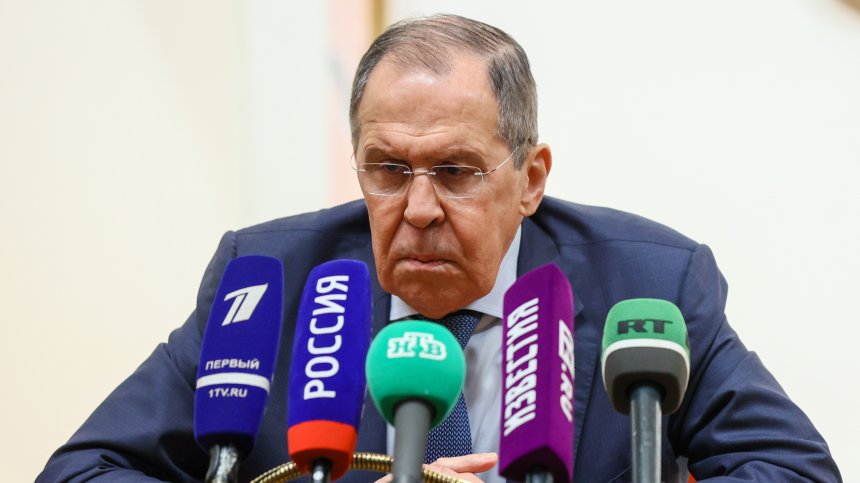 САЩ: Независимо е решението на България да затвори небето си за Лавров
