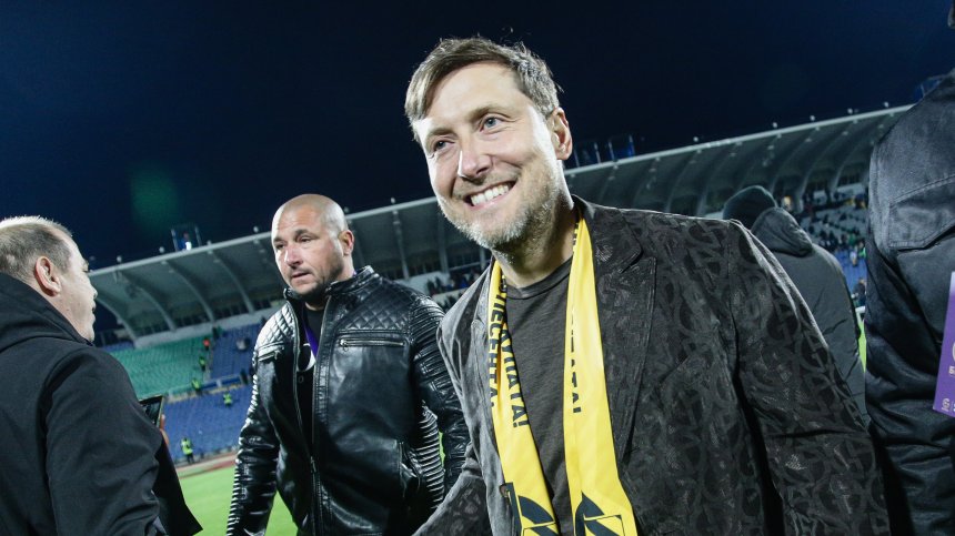 Собственикът на "Ботев" (Пловдив) е опасен, защото е руснак?