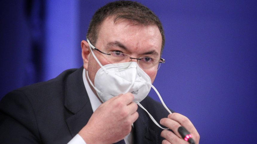 Ангелов за Сандански: Няма да допусна погазване на плана за ваксиниране