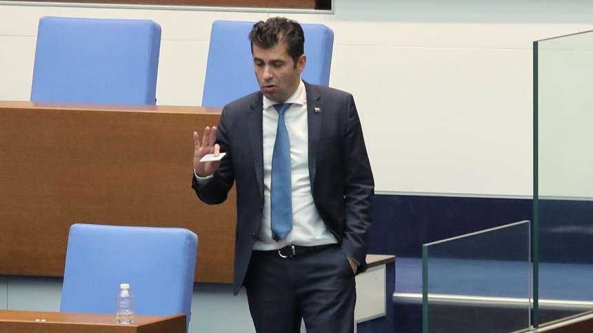 Петков: С Гвоздейков замазват очите на хората, купеният вот ще бъде безпрецедентен