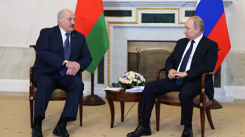 Путин и Лукашенко обсъдиха глобалната ситуация с доставките на торове