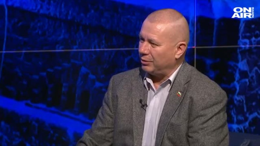 Ген. Шивиков: Армията ни - без поражение, на политическата сцена - винаги губещи